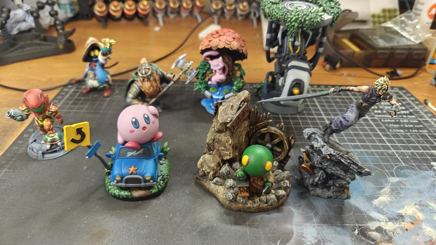 Photo of painted figurines